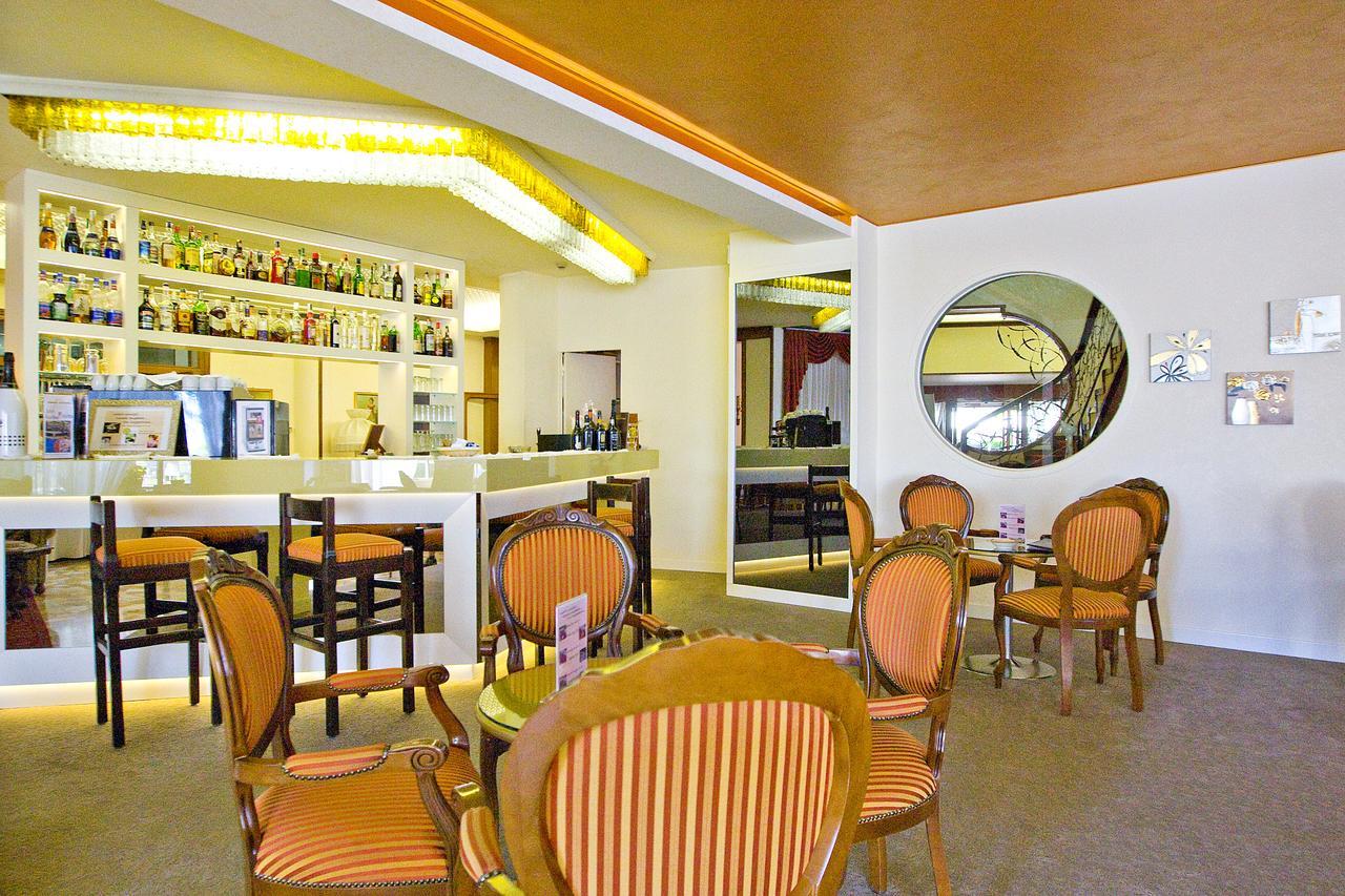 Hotel Abano Astoria Abano Terme Esterno foto