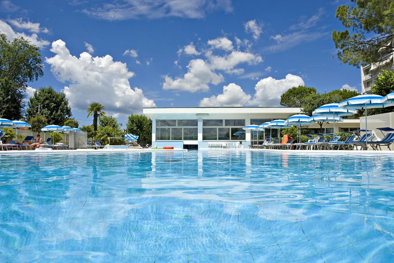Hotel Abano Astoria Abano Terme Esterno foto