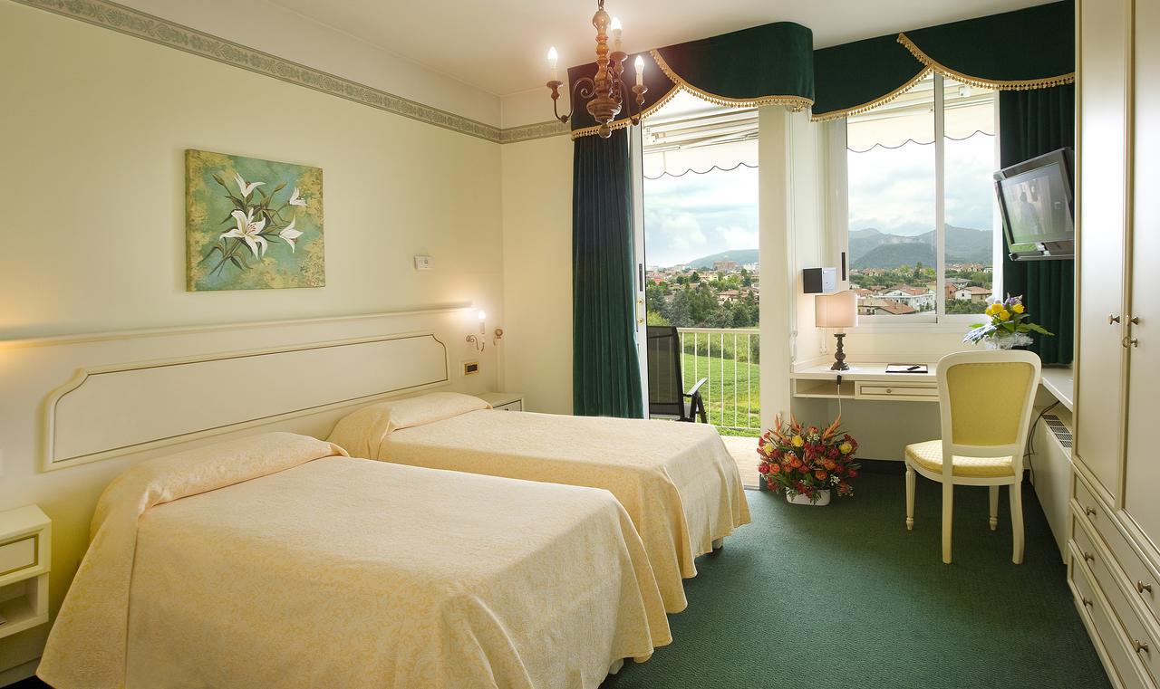 Hotel Abano Astoria Abano Terme Esterno foto