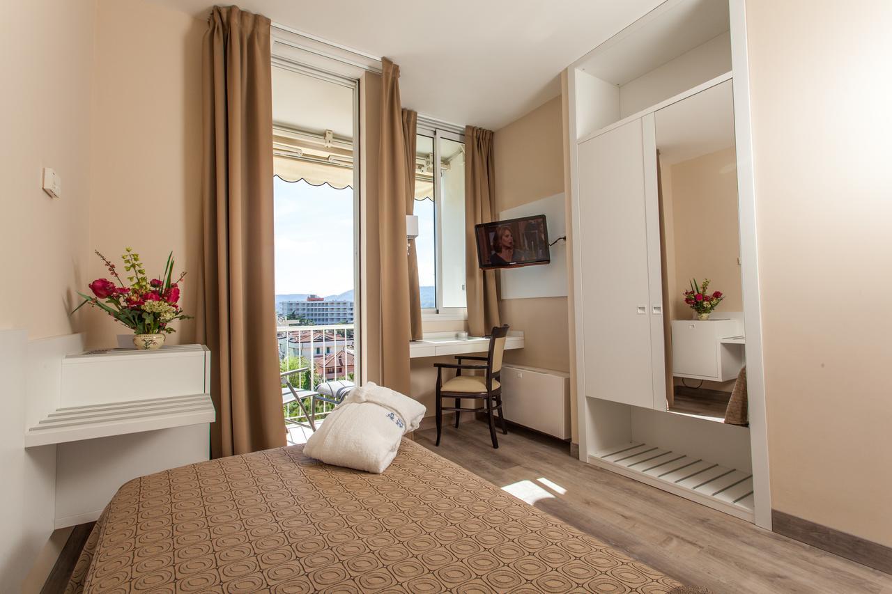 Hotel Abano Astoria Abano Terme Esterno foto