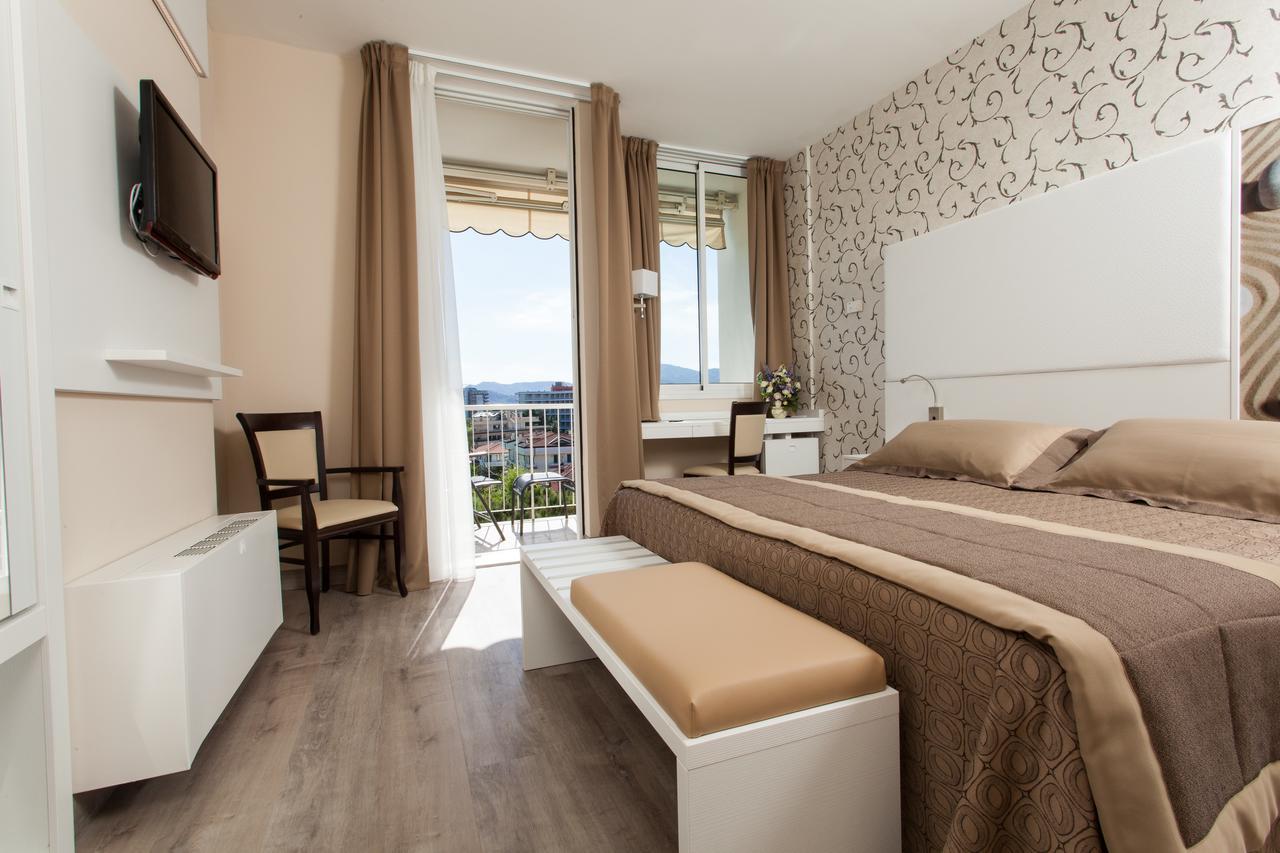 Hotel Abano Astoria Abano Terme Esterno foto