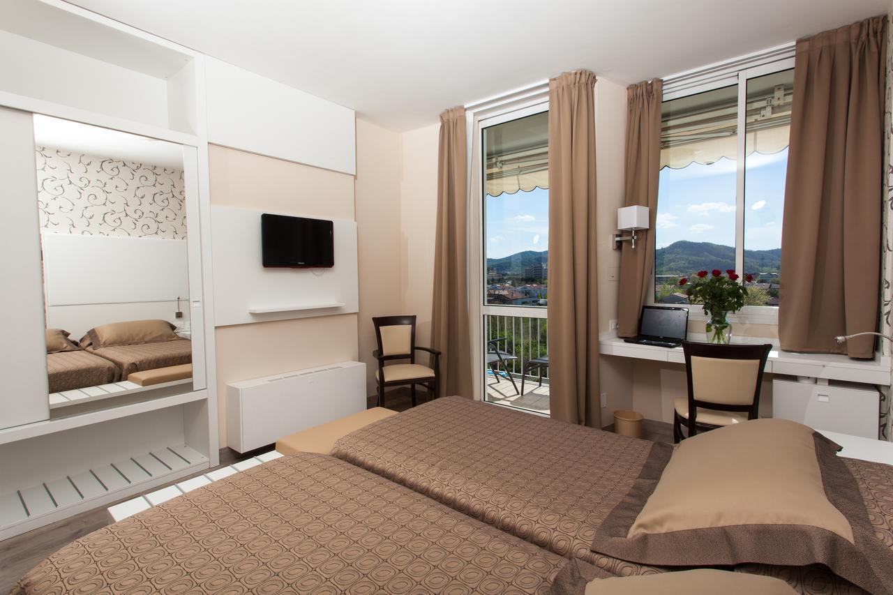 Hotel Abano Astoria Abano Terme Esterno foto