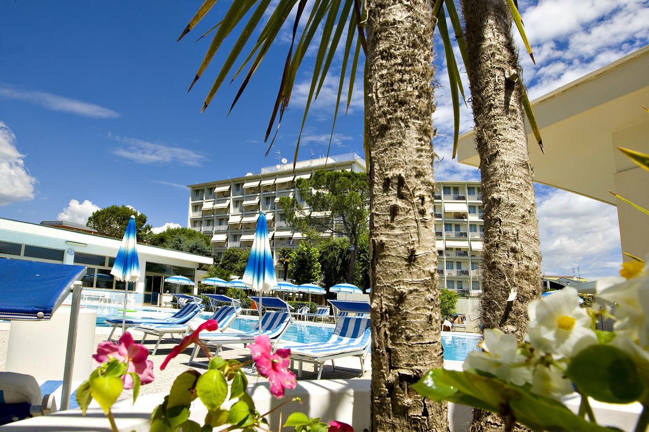 Hotel Abano Astoria Abano Terme Esterno foto